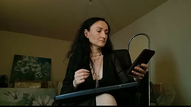 lara heaven online show from September 15, 6:47 am