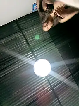 xandra252 online show from March 6, 2:28 am