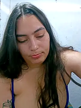 xandra252 online show from May 1, 5:18 pm