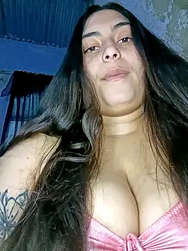 xandra252 online show from June 3, 6:14 am