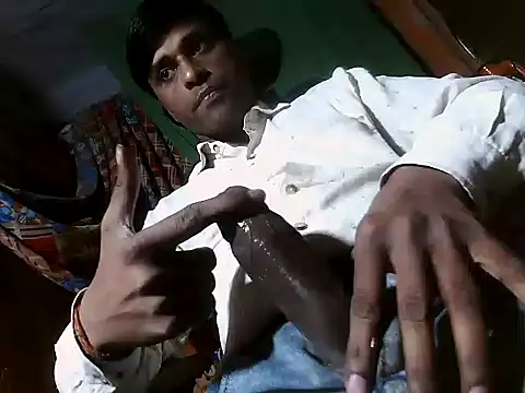 Snapshot of desiboy1101 chatting on February 20, 3:34 am desiboy1101 online show from February 20, 3:34 am