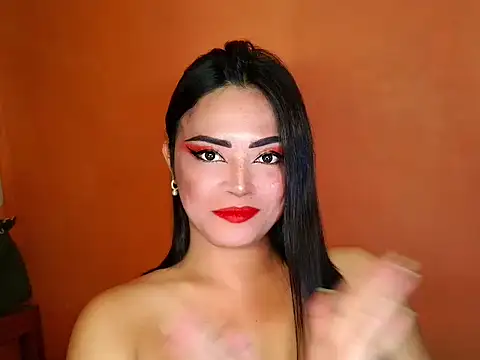 Snapshot of AsianQueenAlexaXx chatting on June 11, 4:37 pm AsianQueenAlexaXx online show from June 11, 4:37 pm