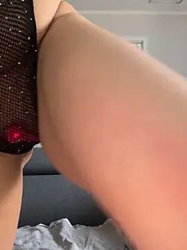 MIA-XXX online show from October 2, 7:01 am