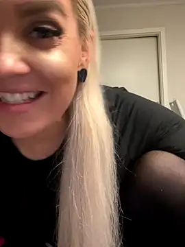 MIA-XXX online show from October 6, 6:08 pm