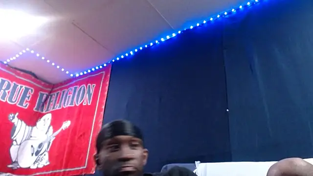 iBreakHeartz online show from September 23, 3:24 am