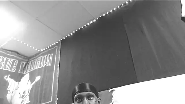 iBreakHeartz online show from September 21, 2:39 am