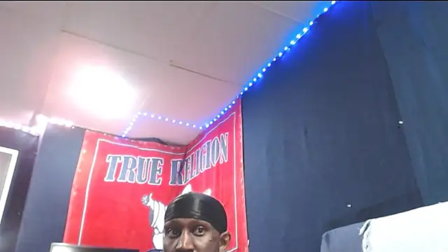 iBreakHeartz online show from September 30, 2:39 am