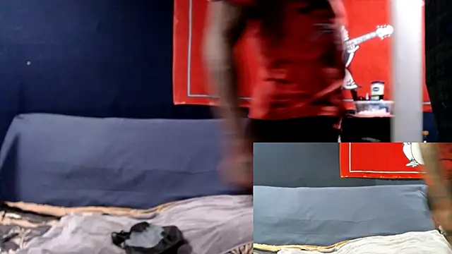 iBreakHeartz online show from January 18, 2:58 am