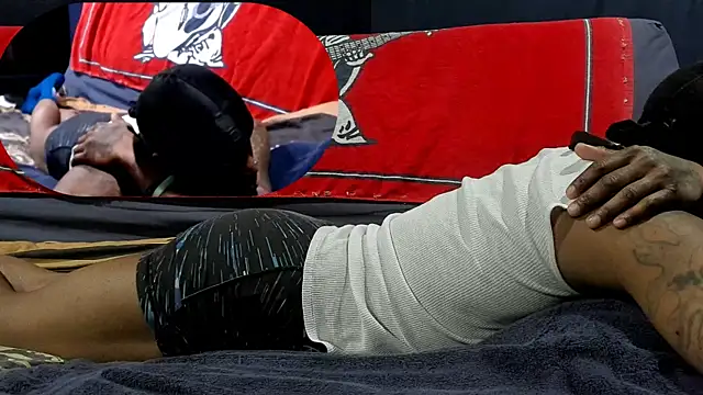 iBreakHeartz online show from January 11, 2:25 pm