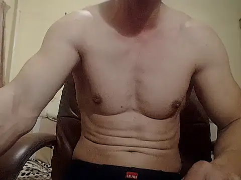 SexyMuscled online show from December 5, 9:01 pm