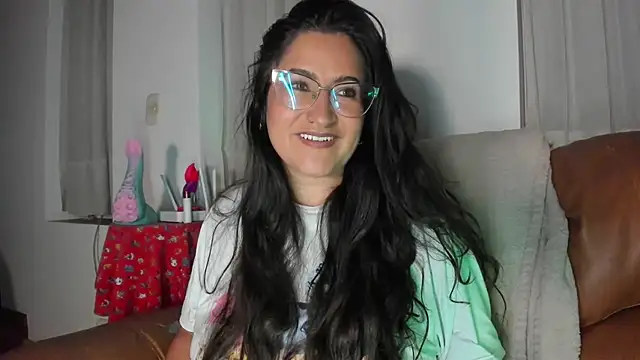 DeesseLuxure online show from November 16, 8:19 am