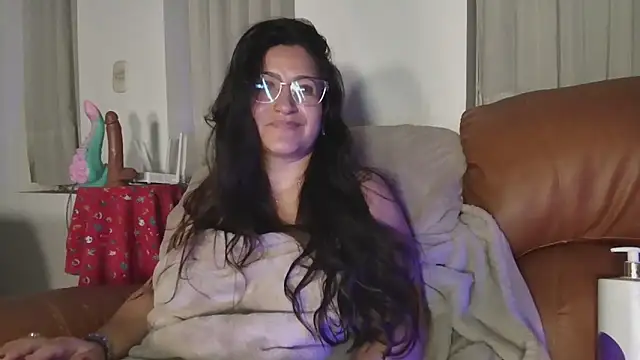 DeesseLuxure online show from October 8, 8:38 am