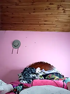 Snapshot of Yeka_Montes chatting on March 1, 11:04 pm Yeka Montes online show from March 1, 11:04 pm