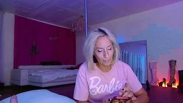 Snapshot of Sweet-Ginger chatting on October 16, 1:14 am Sweet-Ginger online show from October 16, 1:14 am