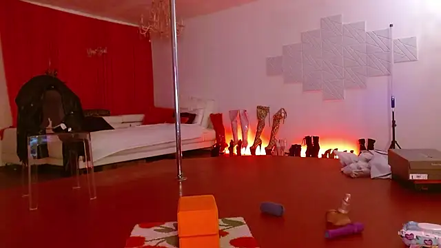 Snapshot of Sweet-Ginger chatting on January 14, 8:45 pm Sweet-Ginger online show from January 14, 8:45 pm