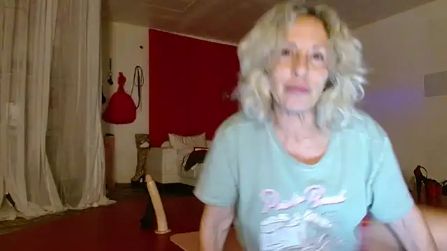 Snapshot of Sweet-Ginger chatting on March 19, 3:17 am Sweet-Ginger online show from March 19, 3:17 am
