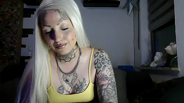 RoxxyInk online show from May 9, 12:03 am