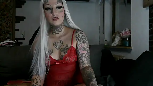 RoxxyInk online show from February 11, 12:32 am