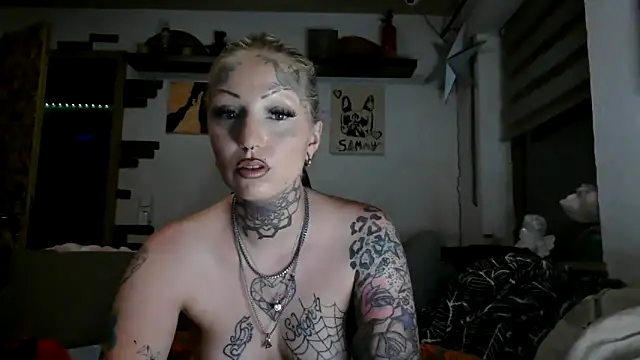 RoxxyInk online show from May 30, 12:50 am