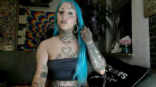 Snapshot of RoxxyInk chatting on September 25, 9:15 am RoxxyInk online show from September 25, 9:15 am