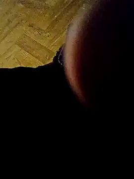 Snapshot of KosBi69 chatting on November 16, 10:35 pm KosBi69 online show from November 16, 10:35 pm