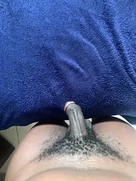 Snapshot of Curvy_conda chatting on January 10, 1:20 pm Curvy conda online show from January 10, 1:20 pm