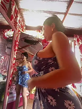 sweetieme online show from April 8, 1:07 am