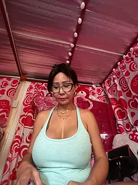 sweetieme online show from April 23, 2:18 am