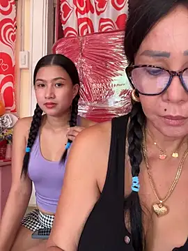 sweetieme online show from May 20, 7:38 am