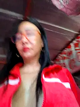 Snapshot of sweetieme chatting on November 13, 1:09 am sweetieme online show from November 13, 1:09 am