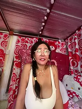 sweetieme online show from April 18, 1:30 am