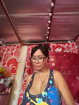 sweetieme online show from June 1, 2:45 am