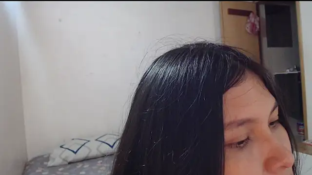 evolet01 online show from October 22, 5:34 pm