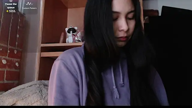 evolet01 online show from May 24, 4:56 am