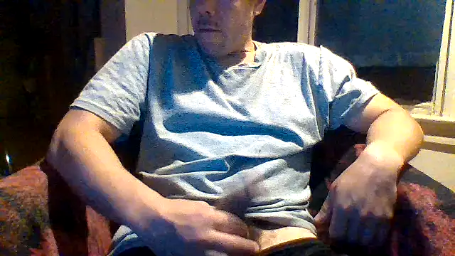 Snapshot of loozamangos chatting on January 11, 2:29 am loozamangos online show from January 11, 2:29 am