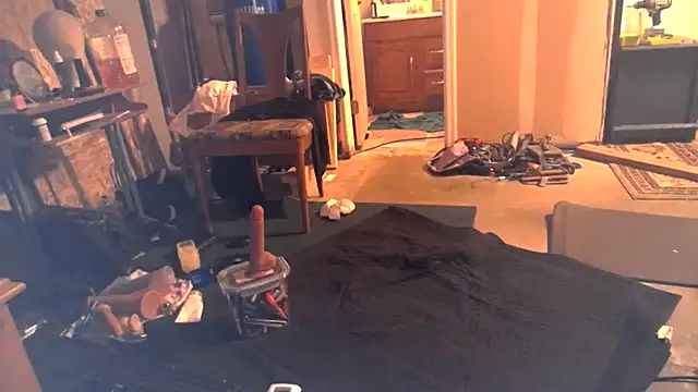 sissyvee online show from March 30, 9:22 am