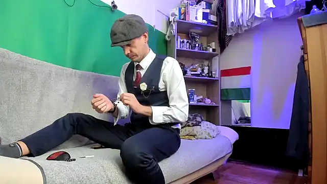 viraglaci18xh online show from November 28, 12:27 pm