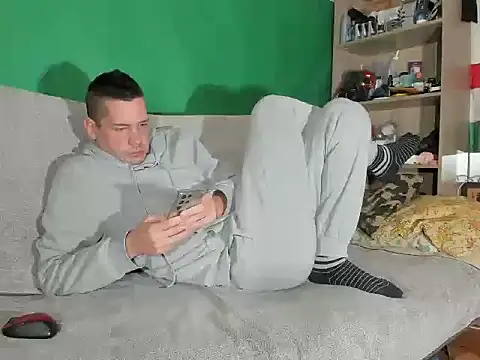 viraglaci18xh online show from October 28, 2:23 am