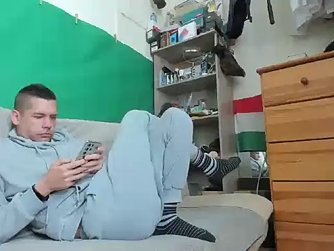 viraglaci18xh online show from October 27, 10:49 am