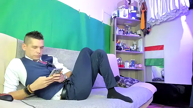 viraglaci18xh online show from November 24, 10:04 am