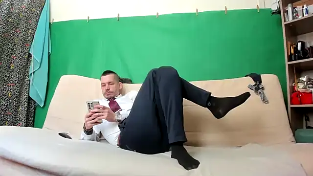 viraglaci18xh online show from April 7, 11:45 am