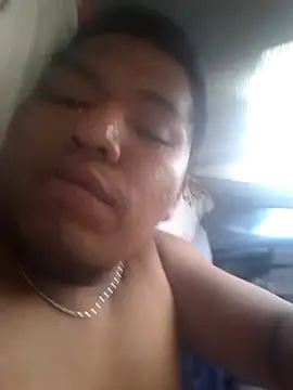 juliopantoja online show from March 14, 4:13 pm