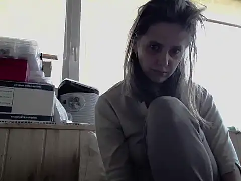jude cherrys1991 online show from May 12, 9:37 am