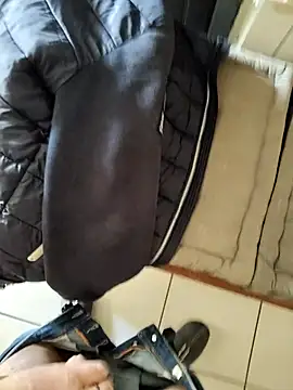 Snapshot of Corref chatting on February 16, 12:04 pm Corref online show from February 16, 12:04 pm