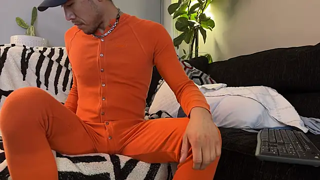 bestofdoseswirls online show from March 16, 5:26 am