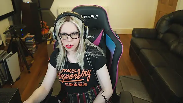 Snapshot of KelseyCobalt chatting on February 25, 9:37 pm KelseyCobalt online show from February 25, 9:37 pm