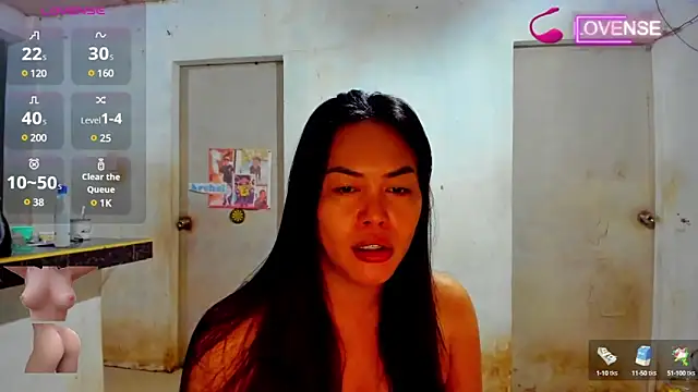 Snapshot of MiracleTs4U chatting on February 13, 6:52 am MiracleTs4U online show from February 13, 6:52 am