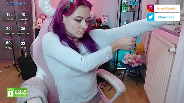 Snapshot of Noochka chatting on December 16, 7:07 pm Noochka online show from December 16, 7:07 pm