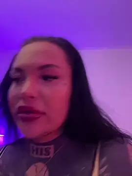 Snapshot of _MelinaCurves_ chatting on October 29, 9:36 pm MelinaCurves online show from October 29, 9:36 pm