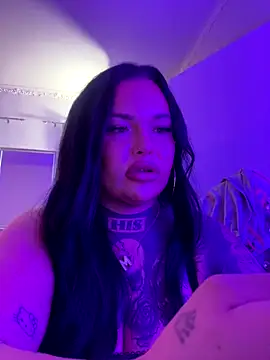  MelinaCurves  online show from September 11, 8:20 pm